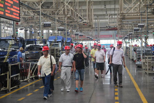 福田諸城汽車廠開啟第二批瑞沃體驗之旅，深化技術交流共謀發展